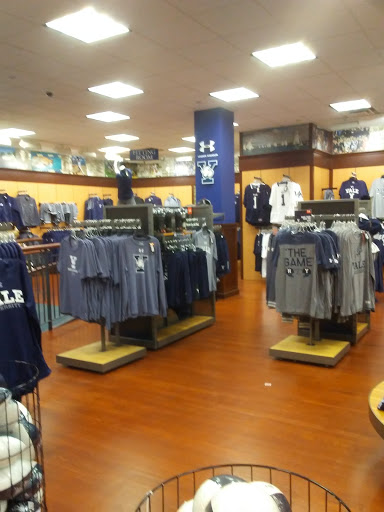 Book Store «Yale University Bookstore», reviews and photos, 77 Broadway, New Haven, CT 06511, USA