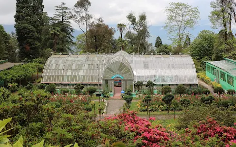 Lloyd Botanical Garden image