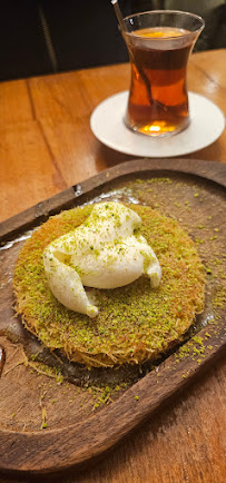 Knafeh du Restaurant turc Efendi Grill House Turc à Paris - n°12