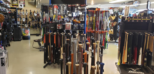 Sporting Goods Store «Oregon City Sporting Goods Inc», reviews and photos, 1010 Main St, Oregon City, OR 97045, USA