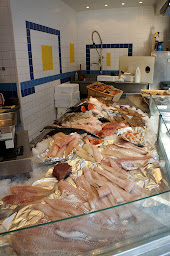 Photo n°60 de Le Bocal, l’Etal de la poissonnerie des halles à Reims ()