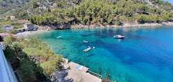 Mala Pogorila II beach'in fotoğrafı küçük koy ile birlikte