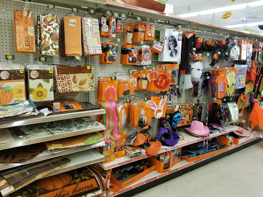 Dollar Store «FAMILY DOLLAR», reviews and photos, 1040 Seminola Blvd, Casselberry, FL 32707, USA