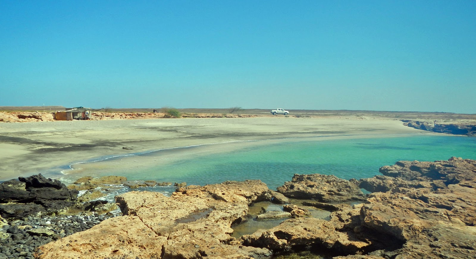 Foto de Calheta Funda Beach com alto nível de limpeza