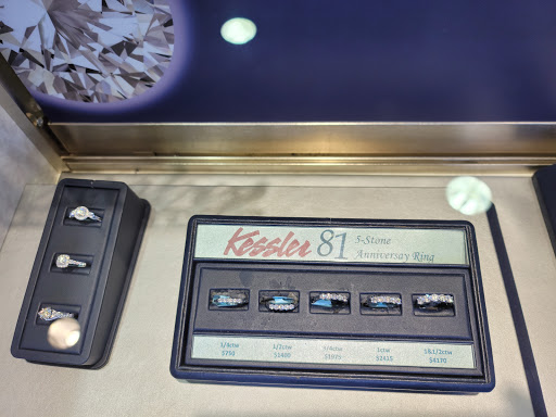 Jewelry Store «Kesslers Diamonds», reviews and photos, 5075 S 76th St, Greenfield, WI 53220, USA