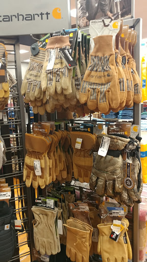 Western Apparel Store «The Fort - Nebraska City», reviews and photos, 903 Central Ave, Nebraska City, NE 68410, USA