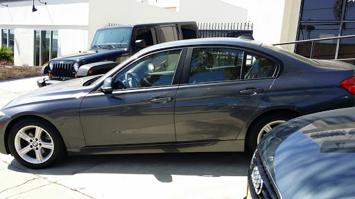 Car Dealer «Newport Coast Auto», reviews and photos, 1719 Pomona Ave, Costa Mesa, CA 92627, USA