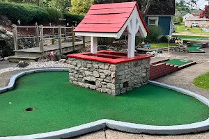 Tiny Town Golf image