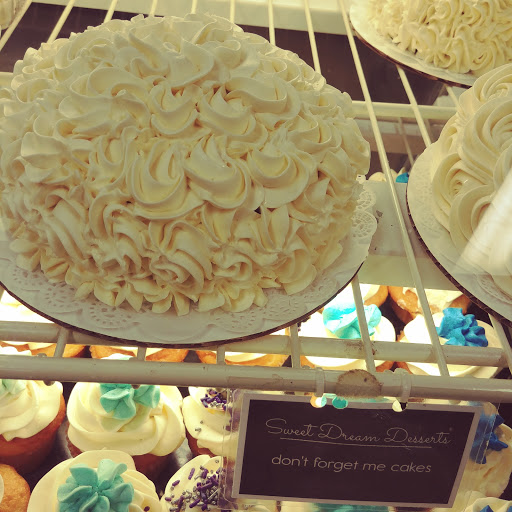 Bakery «Sweet Dream Desserts-Catering», reviews and photos, 1969 Dekalb Ave, Sycamore, IL 60178, USA