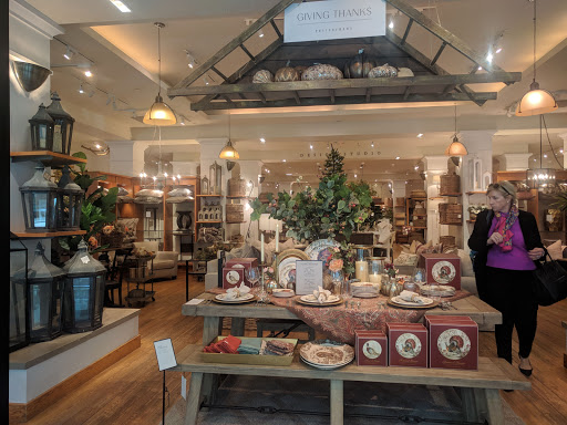 Furniture Store «Pottery Barn», reviews and photos, 75 Middlesex Turnpike #2001a, Burlington, MA 01803, USA