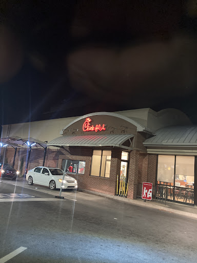 Fast Food Restaurant «Chick-fil-A», reviews and photos, 1065 Cleveland Ave, East Point, GA 30344, USA