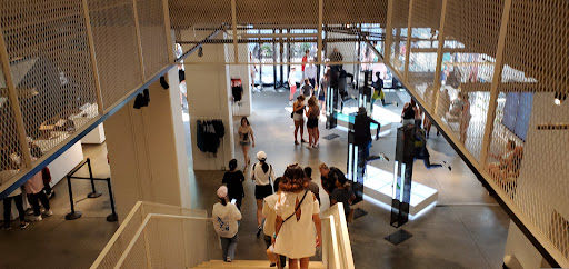 Sporting Goods Store «Nike Chicago», reviews and photos, 669 N Michigan Ave, Chicago, IL 60611, USA