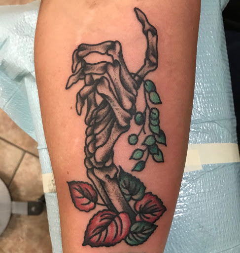 Tattoo Shop «The Rusty Needle Tattoo», reviews and photos, 1270 Harkrider St, Conway, AR 72032, USA