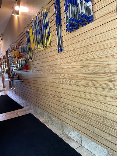 Car Wash «Three Oaks Car Wash & Detail Center», reviews and photos, 985 W Wise Rd, Schaumburg, IL 60193, USA