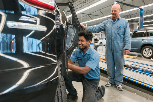 Auto Body Shop «Mackin’s Auto Body», reviews and photos, 8026 N Denver Ave, Portland, OR 97217, USA