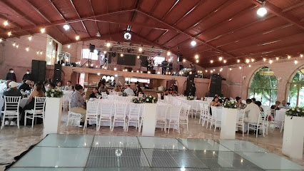 Salon de Eventos Cerro Azul.