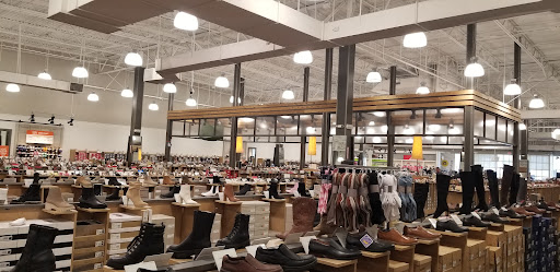 Shoe Store «DSW Designer Shoe Warehouse», reviews and photos, 2100 N Rainbow Blvd, Las Vegas, NV 89108, USA