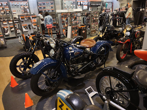 Harley-Davidson Dealer «Adamec Harley-Davidson», reviews and photos, 1520 Wells Rd, Orange Park, FL 32073, USA
