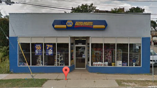 Auto Parts Store «NAPA Auto Parts - Front Automotive Parts Co», reviews and photos, 1824 Front St, Cuyahoga Falls, OH 44221, USA