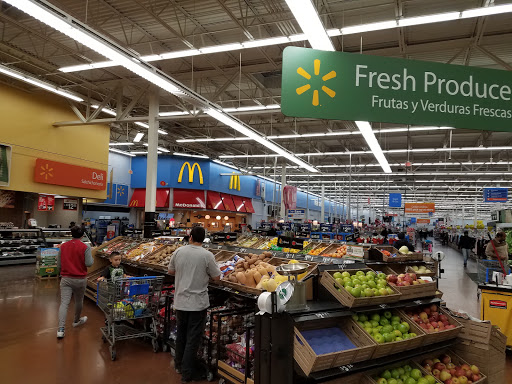 Department Store «Walmart Supercenter», reviews and photos, 3900 Fountain Square Pl, Waukegan, IL 60085, USA