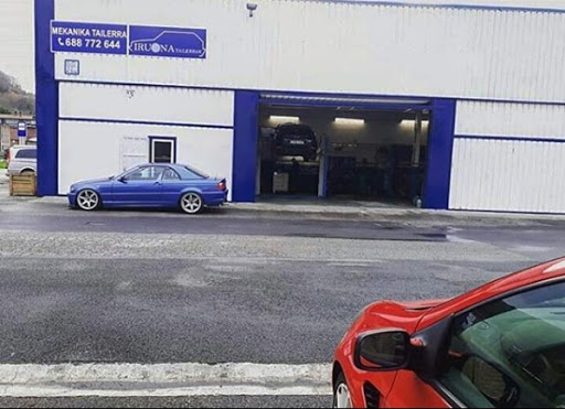Iruona Tailerrak en Irura, Guipúzcoa