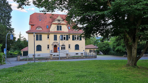 Tierarztpraxis im alten Forstamt unter Rottenburg, 