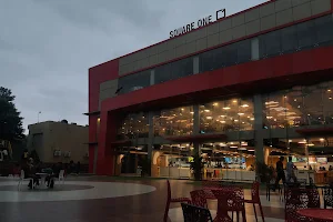 Square One Cafeteria image