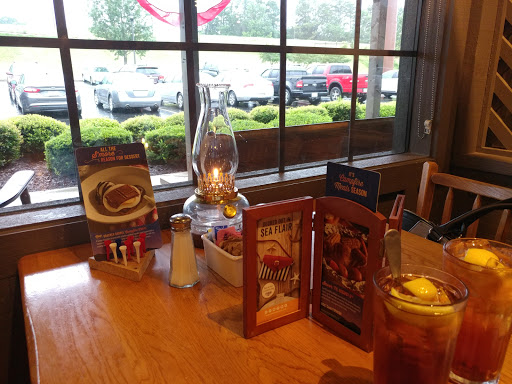 American Restaurant «Cracker Barrel Old Country Store», reviews and photos, 941 GA-140, Adairsville, GA 30103, USA