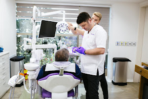ד"ר אברבוך רופא שיניים - בראשון לציון image