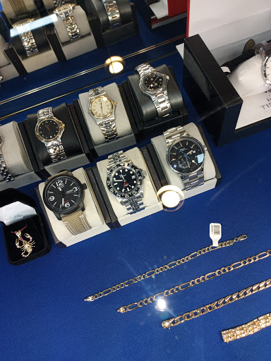 Pawn Shop «Silver Dollar Pawn», reviews and photos, 11680 Alpharetta Hwy #100, Roswell, GA 30076, USA