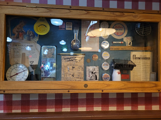 Ice Cream Shop «Mullens Dairy Bar», reviews and photos