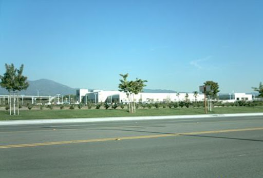 Used Car Dealer «CarMax Dealership», reviews and photos, 9501 Research Dr, Irvine, CA 92618, USA