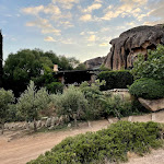 Photo n° 2 de l'avis de Ge.I fait le 07/09/2021 à 08:43 pour Table de la Grotte à Sartène