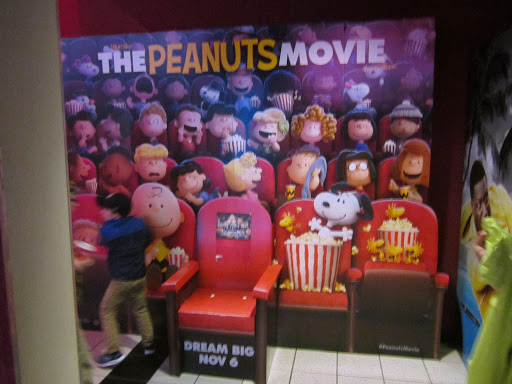 Movie Theater «Regal Cinemas Quaker Crossing 18», reviews and photos, 3450 Amelia Drive, Orchard Park, NY 14127, USA