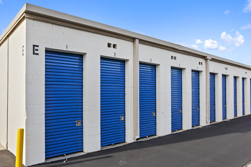 Self-Storage Facility «US Storage Centers», reviews and photos, 9818 De Soto Ave, Chatsworth, CA 91311, USA