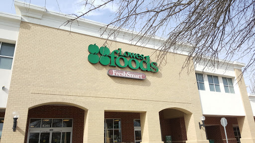 Grocery Store «Lowes Foods on Rowlock Way», reviews and photos, 8201 Rowlock Way, Raleigh, NC 27613, USA