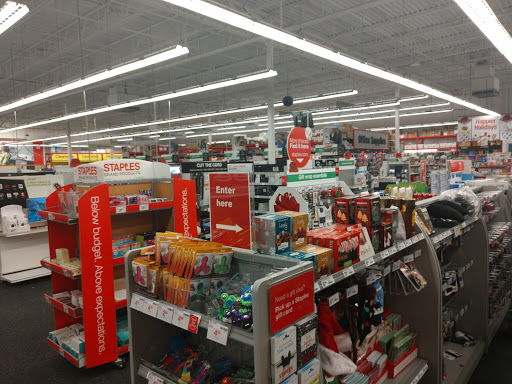 Office Supply Store «Staples», reviews and photos, 1333 Buckeye Ave, Ames, IA 50010, USA