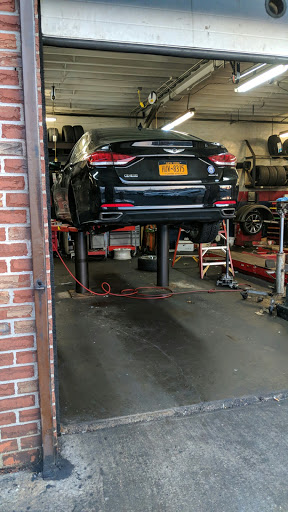 Tire Shop «Firestone Complete Auto Care», reviews and photos, 3540 Boston Rd, Bronx, NY 10469, USA