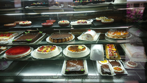 Pastelería O Cruceiro en Baiona, Pontevedra