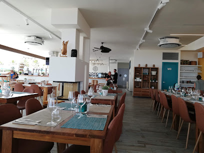 Bama Beach Club Restaurant - Platja Arenal s/n, 15,32 km, 43895, Tarragona, Spain