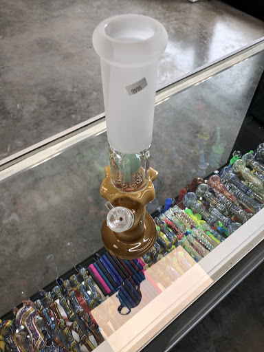 Tobacco Shop «Friends head-shop , tobacco & Hookah lounge», reviews and photos, 3041 E Olive Rd, Pensacola, FL 32514, USA