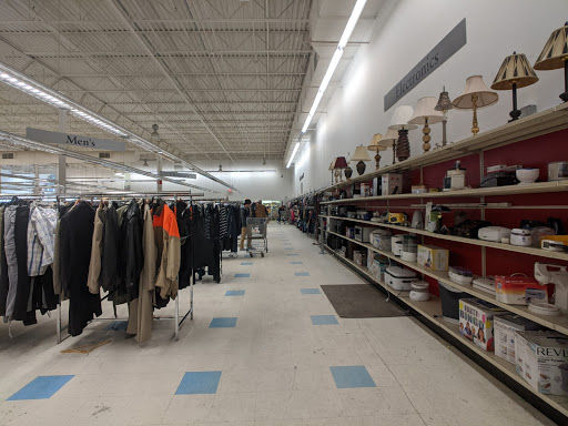 Thrift Store «The Salvation Army Family Store & Donation Center», reviews and photos, 6555 Sashabaw Rd, Village of Clarkston, MI 48346, USA