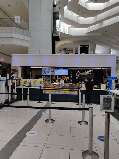 Popcorn Store «Garrett Popcorn Shops», reviews and photos, 5 Woodfield Mall, Schaumburg, IL 60173, USA