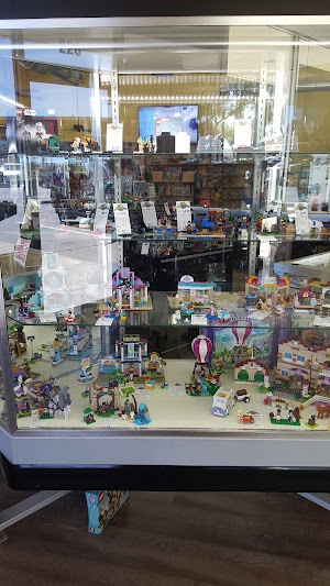 Bricks & Minifigs - photo 10