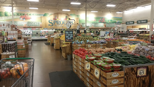 Health Food Store «Sprouts Farmers Market», reviews and photos, 635 S Green Valley Pkwy, Henderson, NV 89052, USA