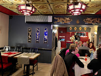 Atmosphère du Restaurant vietnamien Le Dragon D'or à Remiremont - n°1