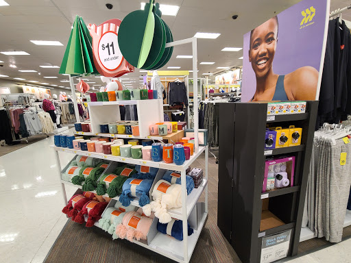 Department Store «Target», reviews and photos, 630 Main St, Hackensack, NJ 07601, USA