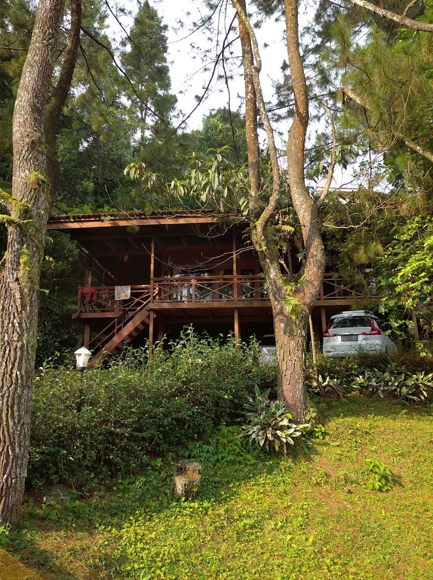 Villa Kayu Puncak Bungalow