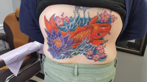 Tattoo Shop «Northern Lights Tattoo & Body Piercings», reviews and photos, 12 Carpenter Station Rd, Wilmington, DE 19810, USA