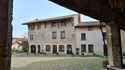 Arcadie boutique à Pérouges
